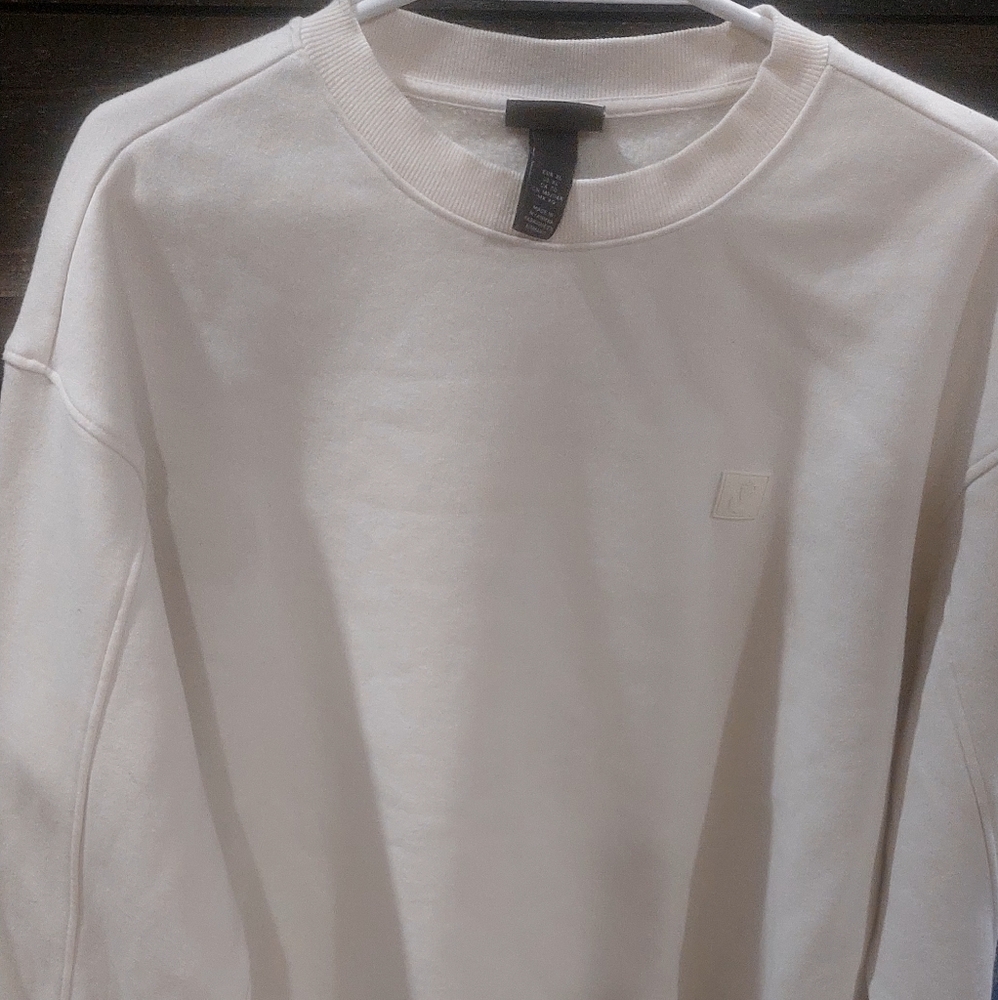 H&M Cream Sweatshirt
